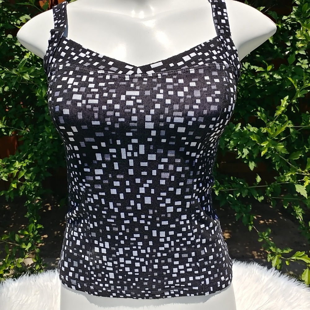 WHBM  Black & White Geometric Print Tank Top XS - Picture 2 of 6